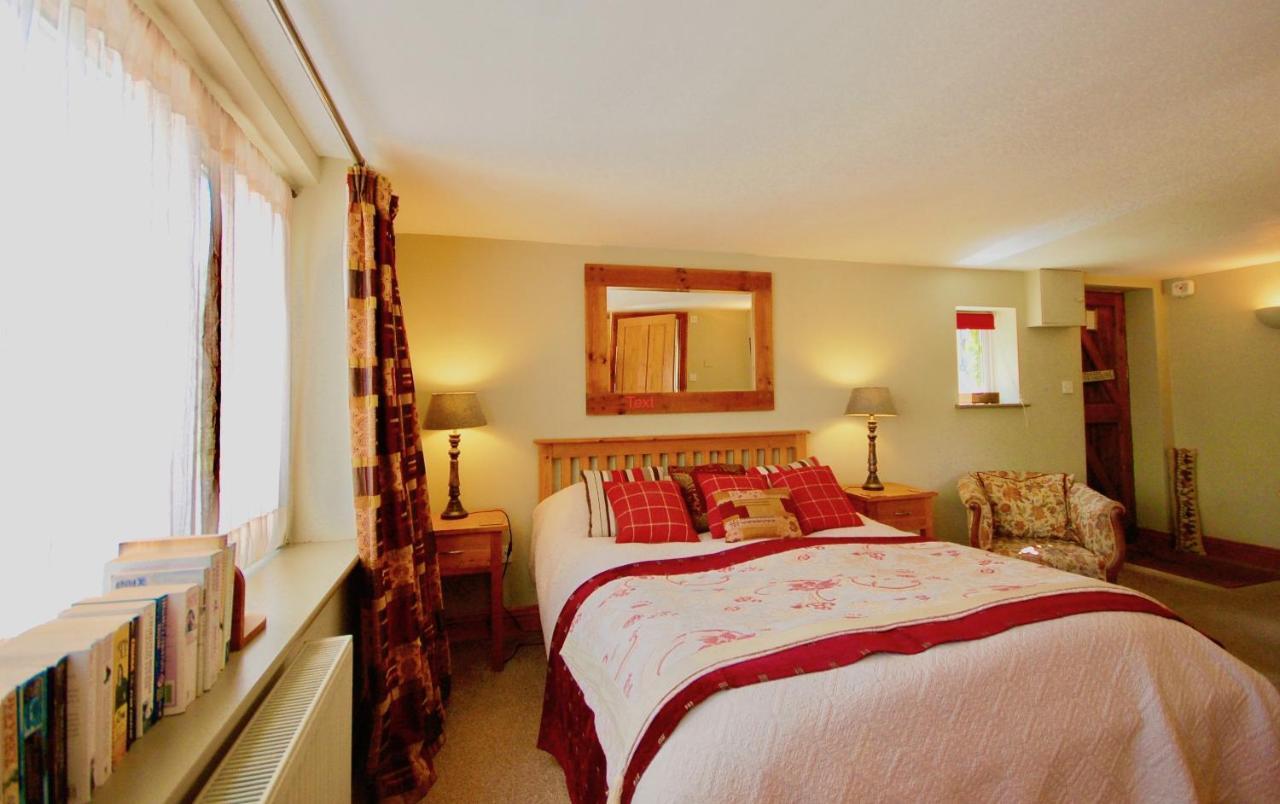 Bed and Breakfast The Old Forge East Kennett Екстер'єр фото