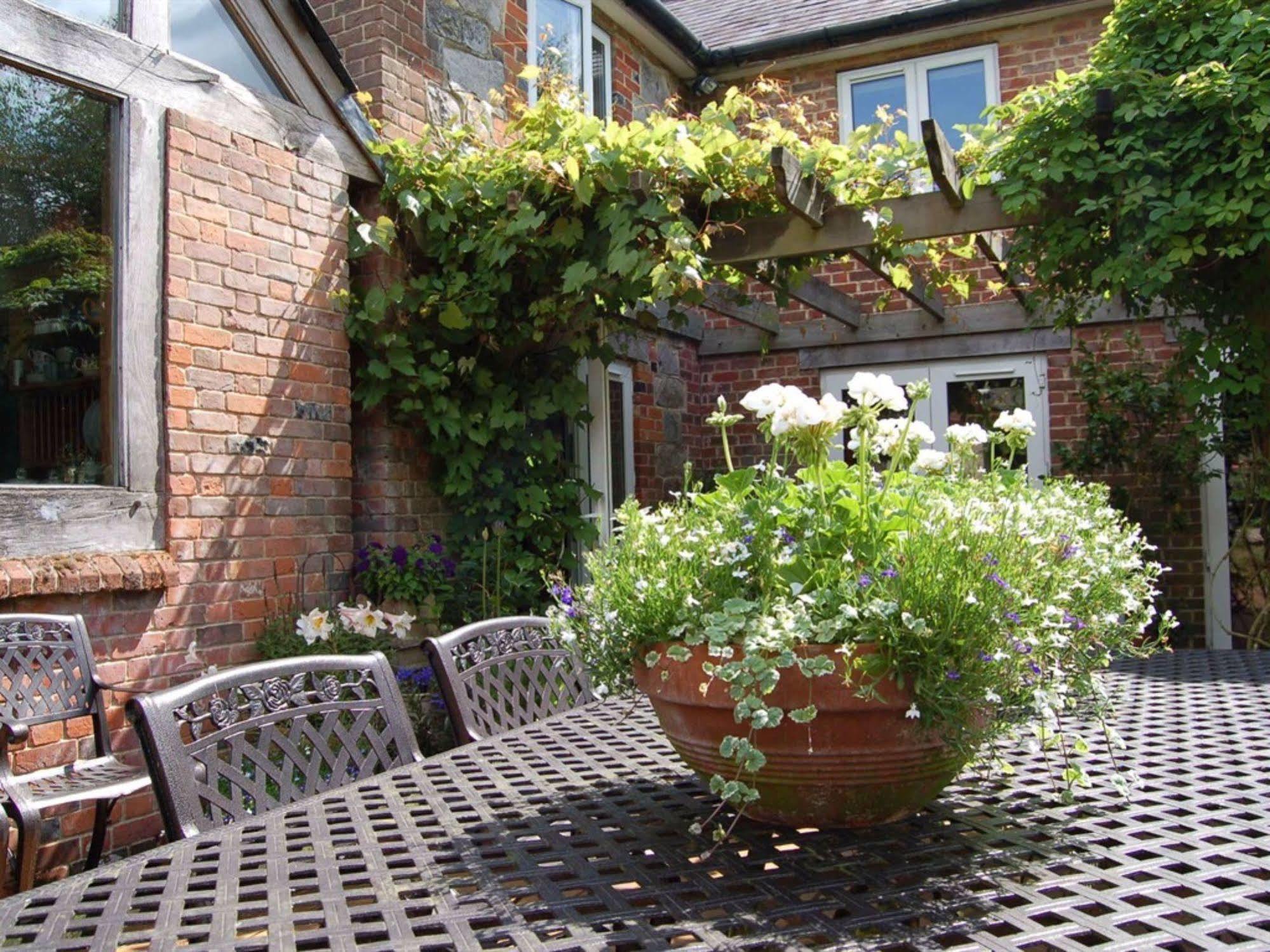 Bed and Breakfast The Old Forge East Kennett Екстер'єр фото
