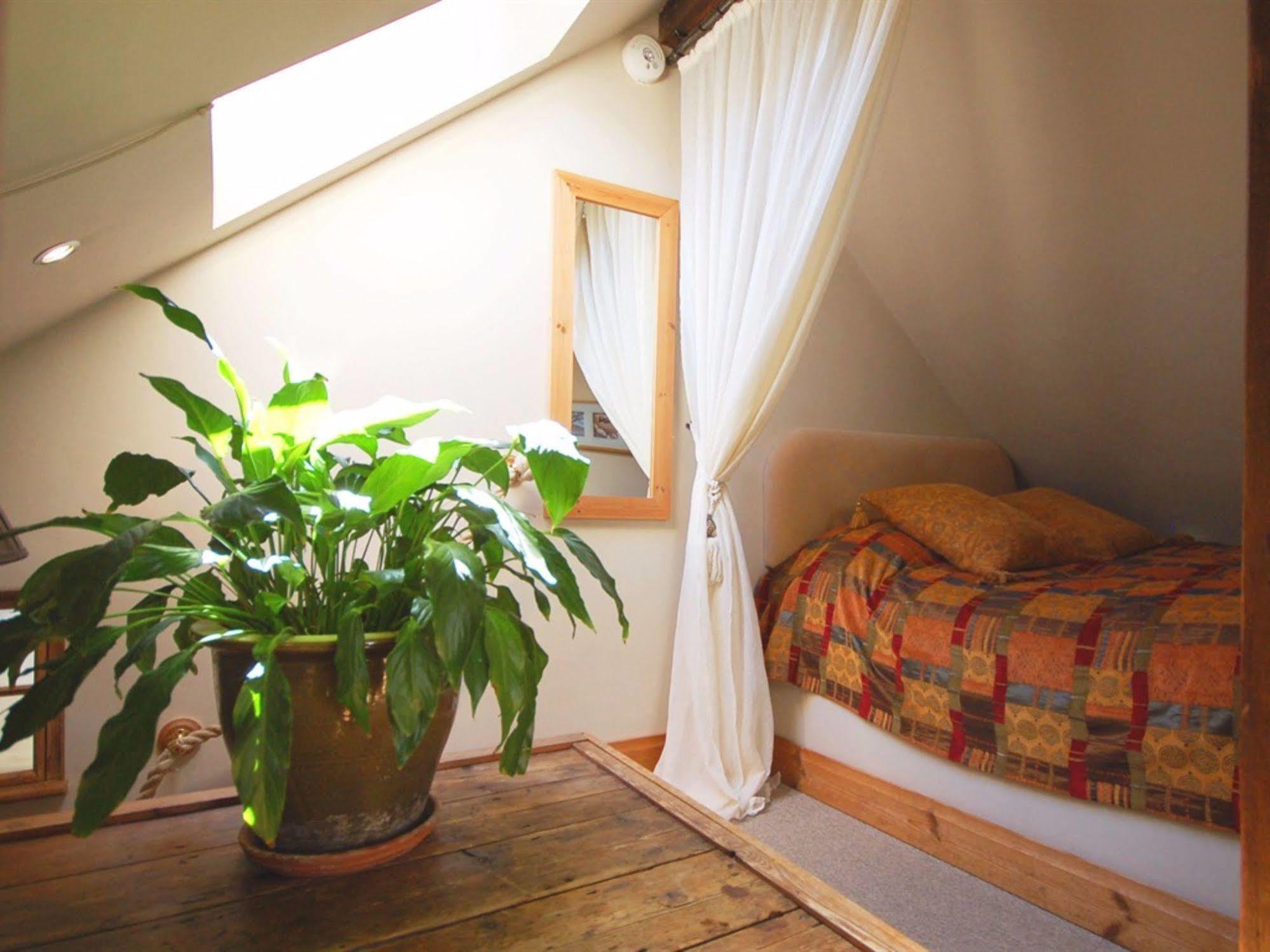 Bed and Breakfast The Old Forge East Kennett Екстер'єр фото